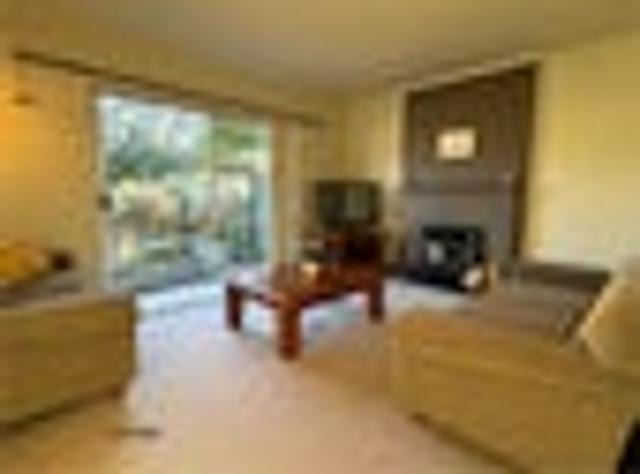 Brooklands, 3 bedrooms, $620 pw