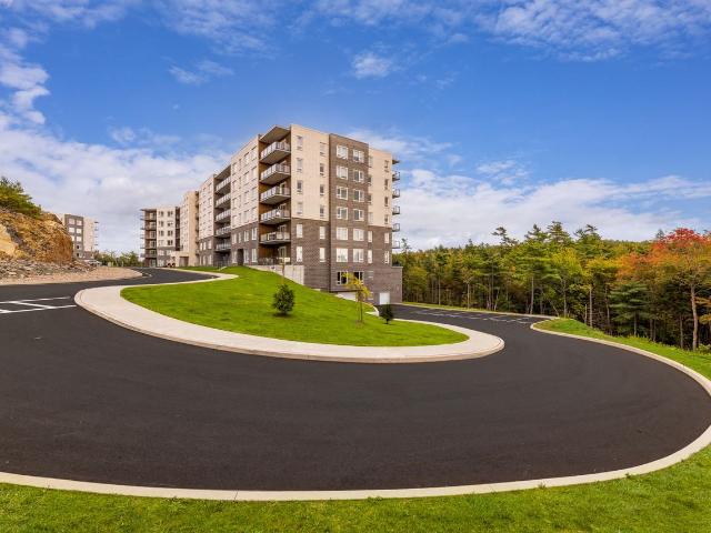 Brookside Terrace Apartments 3 Bedroom Apartment for Rent at 120 & 120 Tilbury Avenue, Bedford, NS B4B 2L5