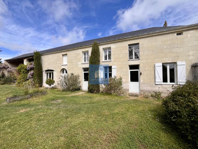 BROSSAY 49 LES OLIVIERS Appartement de charme en Duplex et rez de jardin 2CH dans cadre enchanteur