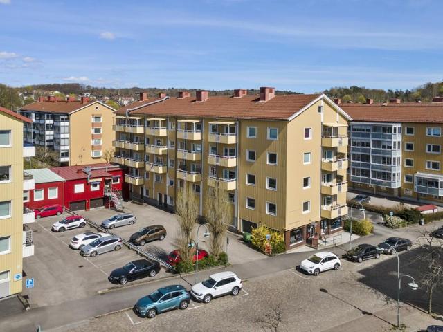 Brattgatan 8B