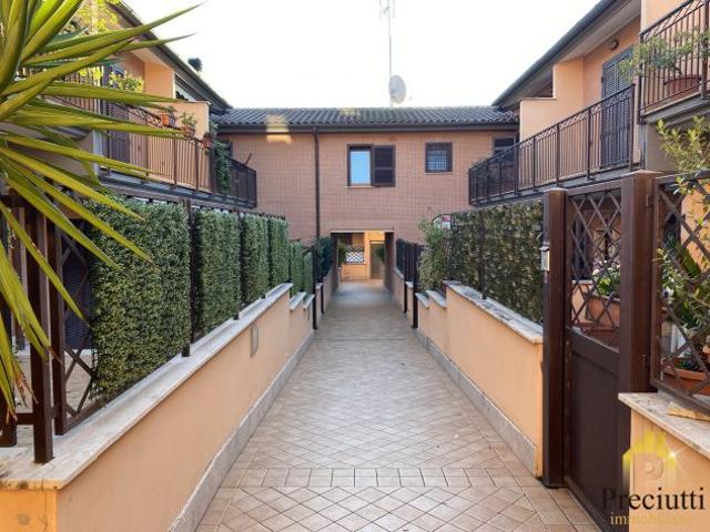 BRAVETTA VIA DEGLI ESTENSI VILLINO IN LOCAZIONE