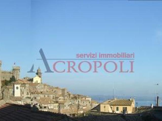 BRACCIANO CENTRO – Appartamento panoramico su due livelli