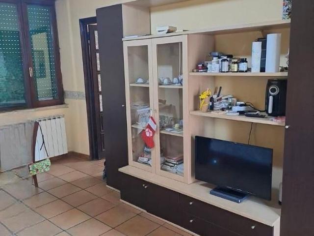 BRACCIANO BILOCALE ARREDATO Con 2 BALCONCINI