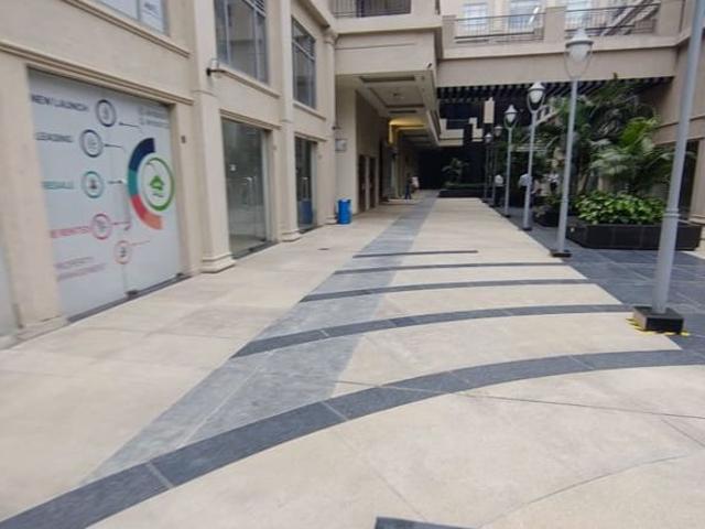 Brahma Miracle Mile Commercial Shop 400 Sq. Ft. in Sector 60 Gurgaon Listing ID: #10280