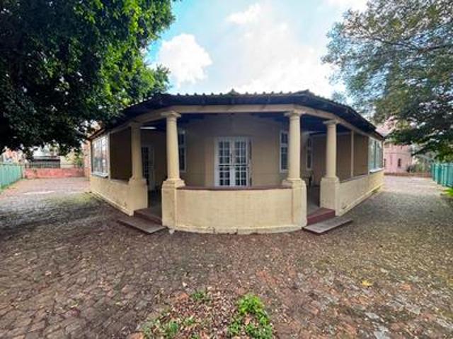 brakpan central huse to let