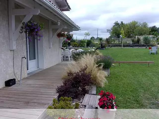 Bran 17210 Achat / Vente maison 7 pièces t7 terrasse parking