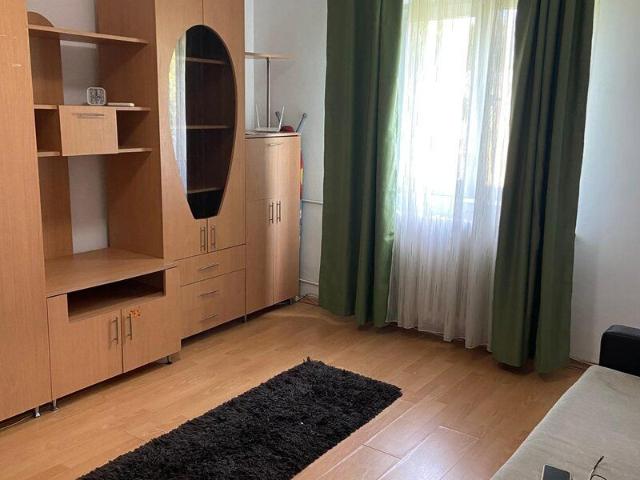 Brancoveanu, str. Huedin nr. 5, sector 4