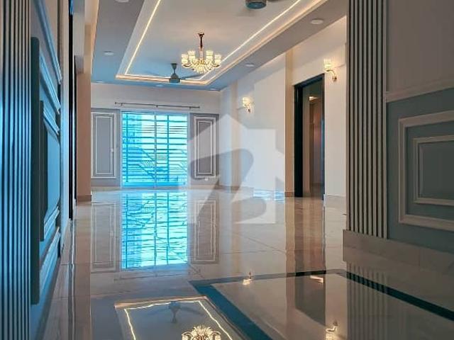 Brand New 3 & 4 Bed Appartments