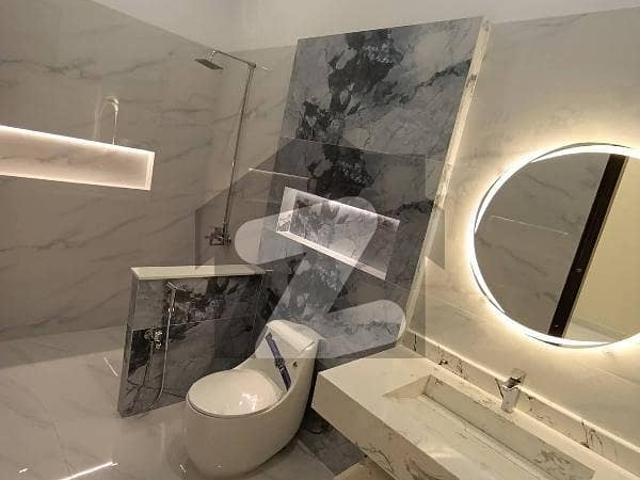 Brand New 3 Bed Dd 1st Floor West Open Corner In Gulshan Block 1