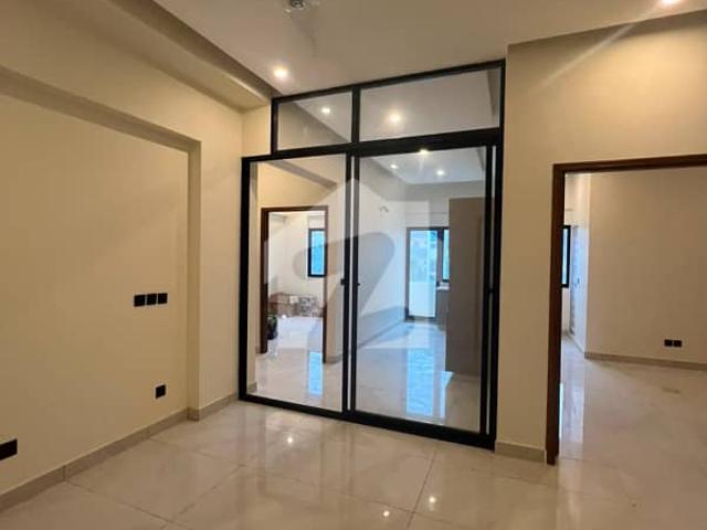 Brand new 3 bed dd apartment for sale prime location