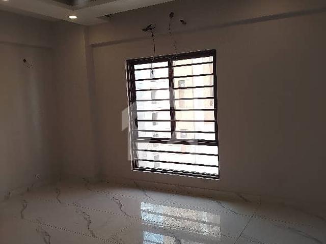Brand New 3 Bed DD Luxury Apartment For Sale