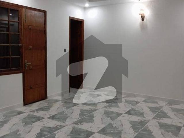 Brand New 3 Bed Lounge Flat For Rent In Scheme 33 | 3 Attached Washrooms | Lift | Standby Generator | 2 Terraces | Ventilated | Main Road Project | Near Memon Hospital & Bin Safir Mart | No Water Issue