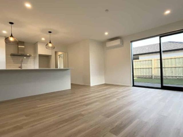 Brand new 3 bedroom home in Rolleston