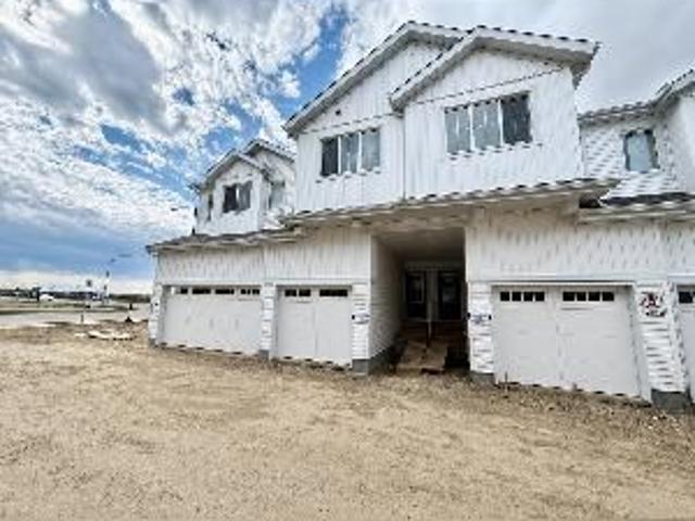 Brand New 3 Bedroom Keswick Town with Garage!
