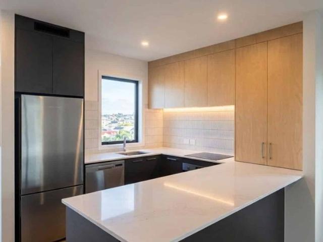 Brand New 3 Bedroom Luxury Townhouse