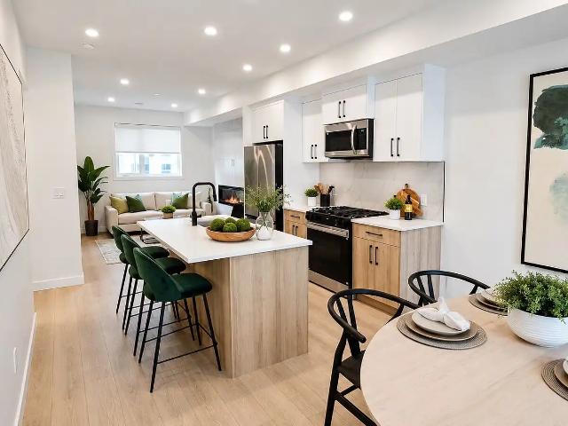 BRAND NEW 3 BEDROOM TOWNHOUSE