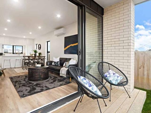 Brand New 3 bedroom 2 bathroom spacious townhouse