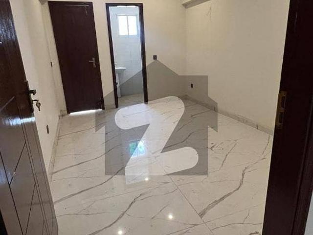 Brand New 3 Bedrooms 1600 Sqft Flat For Rent