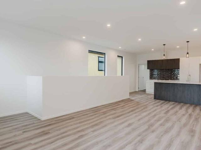 Brand New 3 Bedrooms, 2 Bathroom Townhouse
