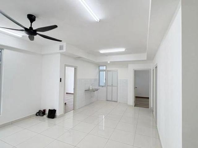 BRAND NEW 3 ROOMS Mirai Residences 10 Mins WALK To KTM Kajang 2