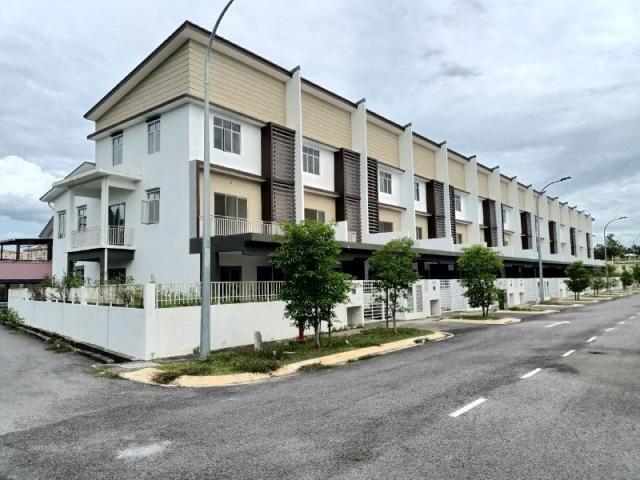 Brand New 3 Storey Terrace Permata, Tasik Biru Kundang Sungai Buloh