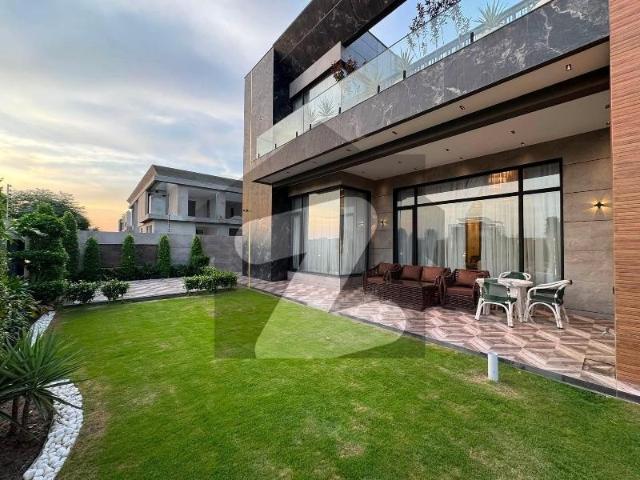 Brand New 1000 Sqyds Corner Bungalow For Sale DHA Phase 8