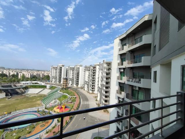 BRAND NEW 10 Marla 3 Bed Apartment On 6th Floor For Sale In Askari 11 Sec D, Lahore