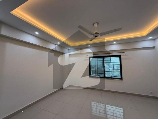 Brand New 10 Marla 3 Bedroom Apartment for Rent 3rd Floor | Askari 11 Sector B, Lahore Askari 11 Sector B