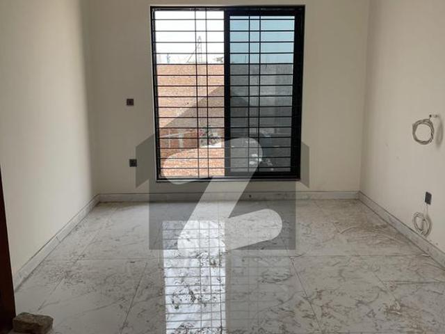 Brand New 10 Marla House Available for Rent in DHA Multan Sector B1 | Prime Location | Modern Living DHA Phase 1 Sector B1