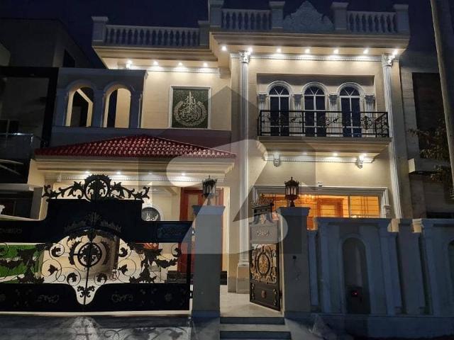 Brand New 10 Marla House Available For Sale In Paragon City Lahore