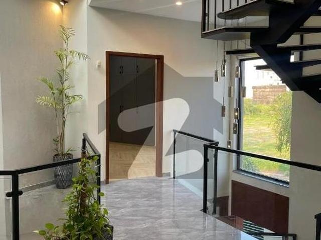 BRAND NEW 10 MARLA House Bahria Town Phase 8 Block D