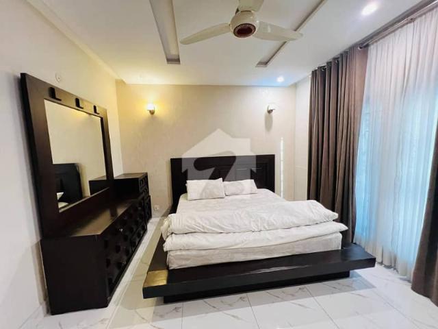 Brand New 10 Marla House With Car Parking For Sale In Model Town Extension Lahore