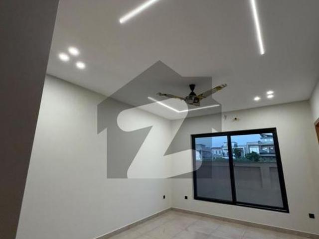 Brand New 10 Marla Luxury Designer House Avaliable For Sale 5 Bed Accommodation 2 American Kitchen 1 Servent Two Species TV Lounge Available In Bahria Enclave Islamabad Bahria Enclave