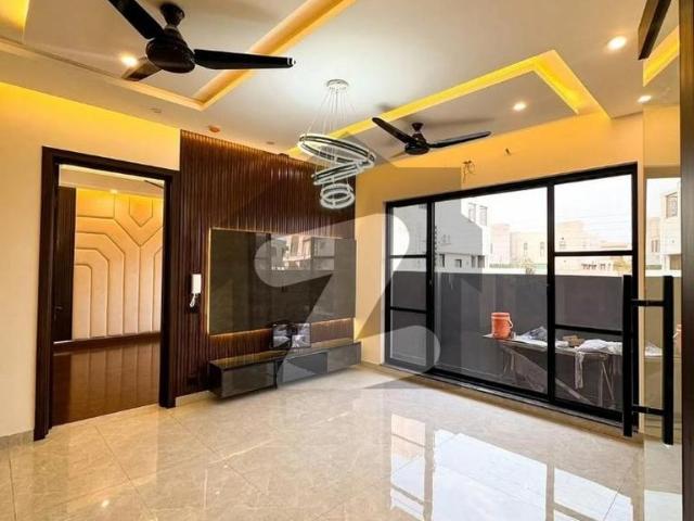 Brand New 10 Marla Ultra Modern Luxury House in DHA Phase 5 Lahore, DHA Defence, Lahore, Punjab DHA Phase 5