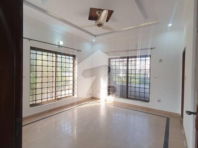 Brand New 14 Marla House For Rent First Entry