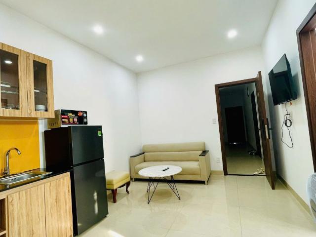 Brand new 1 bedroom apartment for rent, laundry on each floor, free weekly cleaning