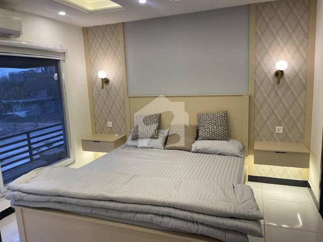 Brand New 1 Bedroom Study Apartment Tastefully Furnished 1150 Sq Ft