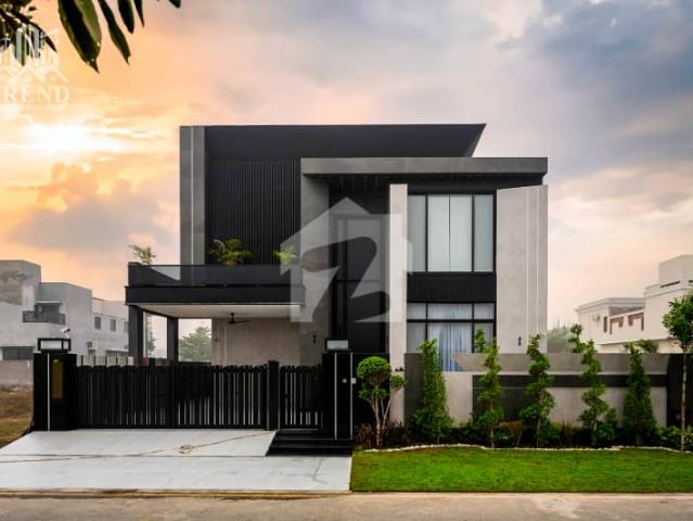 Brand new 1 kanal furnished luxury house for sale near park