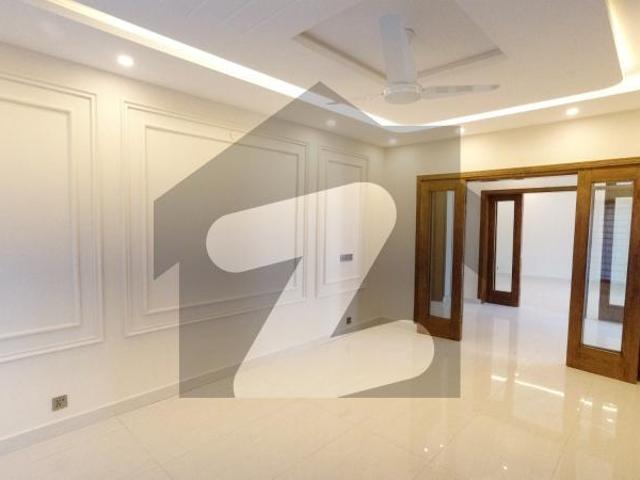 Brand New 1 Kanal House Ready To Move PHAF Officers Residencia