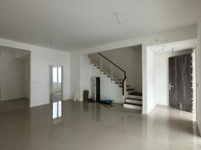 Brand New 22x60 2sty teres Garland 2 Kota Emerald Rawang FOR SALE