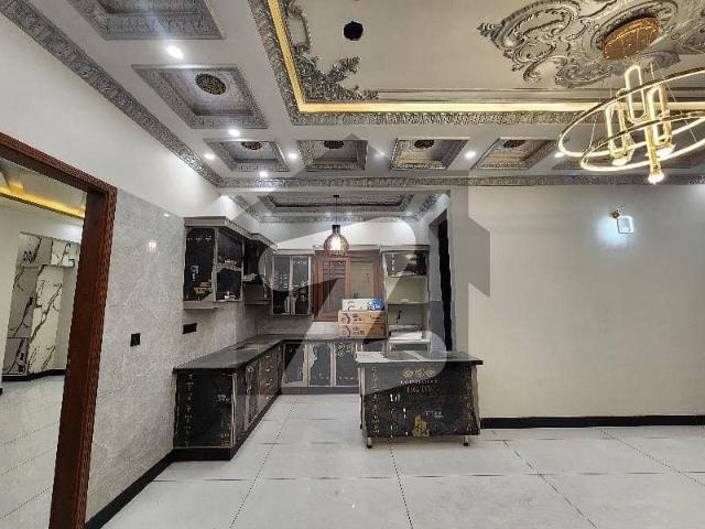 Brand new 240 sq yards 2nd floor portion with roof for rent