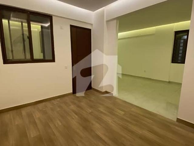Brand New 2 Bed Apartment With 3 Washrooms For Sale