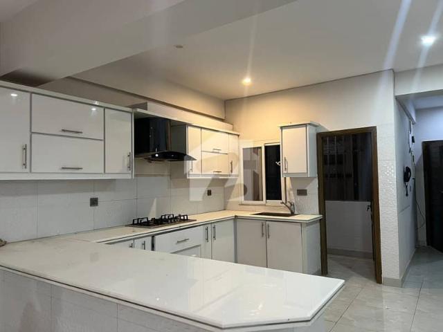 Brand New 2 Bed Dd For Sale In Heart Of Karachi With Al Modern Amenities In High Rise Project