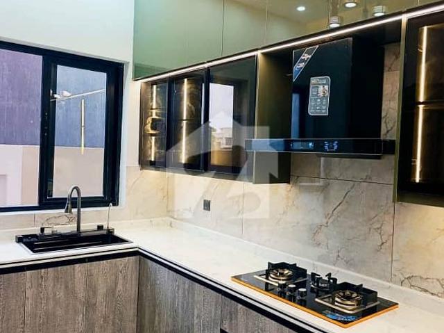 Brand new 2 bed lounge flat available for sale in metrovil 3rd block 1 west open