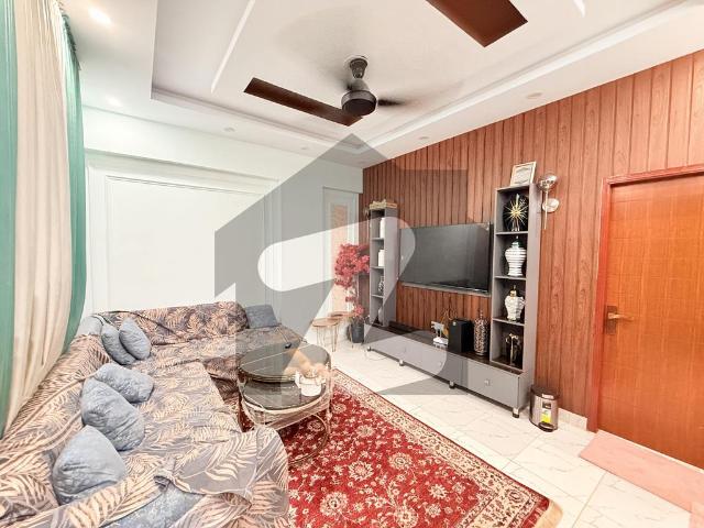 Brand new 2 bed lounge for rent in jauhar gulistan e jauhar block 11