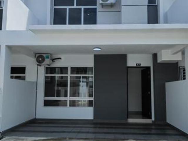 Brand New 2 storey Bandar Penawar Cash out Full loan GG ready to move
