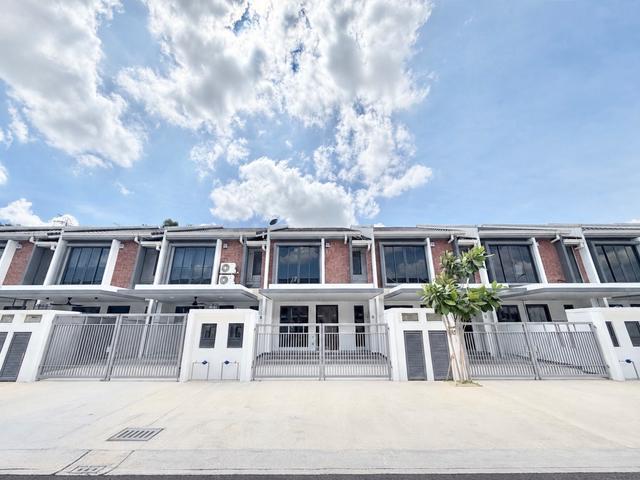 Brand New 2 Storey Ferrous 2 Alam Impian
