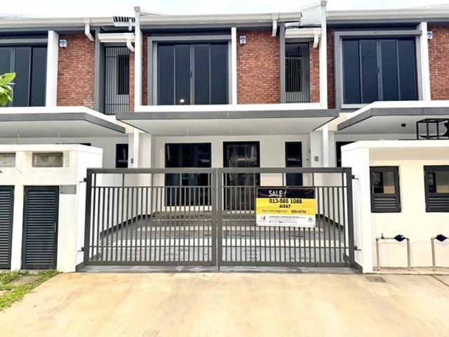 BRAND NEW 2 Storey Terrace House Alam Impian Ferrous 2