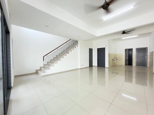 BRAND NEW 2 Storey Terrace Mahkota Hills Bandar Tasik Senangin