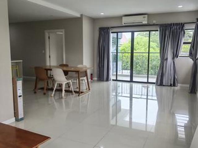 Brand New 31Bed 2Bath Ujana Executive Suites East Ledang Furnished